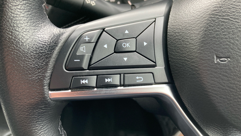 Nissan Juke 1.6 Hybrid Tekna 5dr Auto Hybrid Hatchback